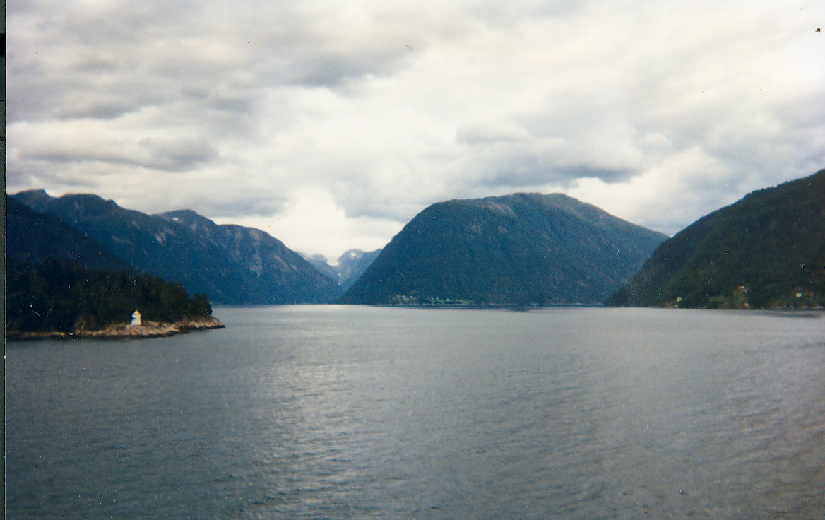 Fjaerland fjord